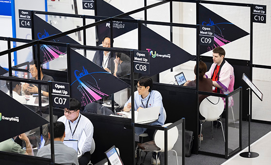 Try Everything 사진8